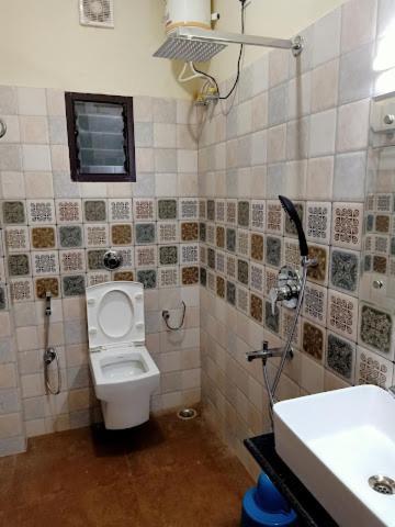 Viswamurti Resorts Chālsa Zewnętrze zdjęcie